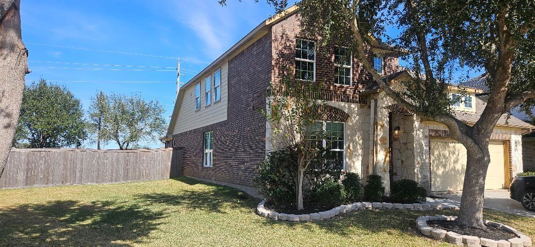 17930 Royal Gate Lane