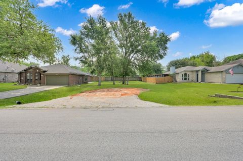 Lot 14 Paradise Lane Montgomery TX 77356