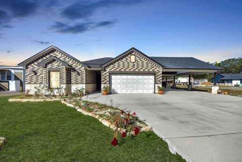 213 Newman Court Conroe TX 77303