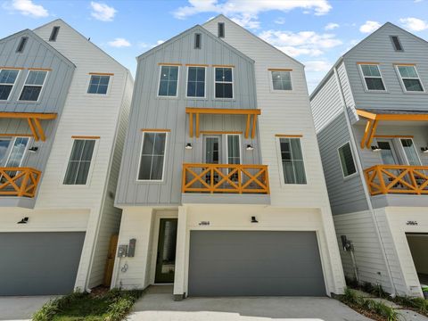 Photo of 1804 Del Norte Street St #D, Houston, TX 77018 (MLS # 6938619)