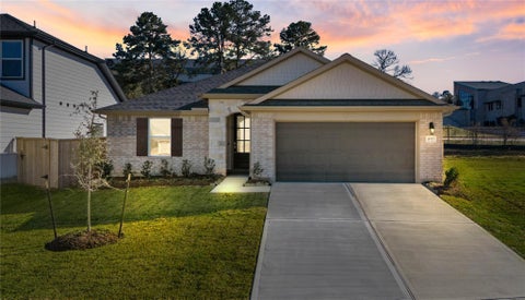 Photo of 19737 Flag View Drive, Montgomery, TX 77316 (MLS # 36883858)