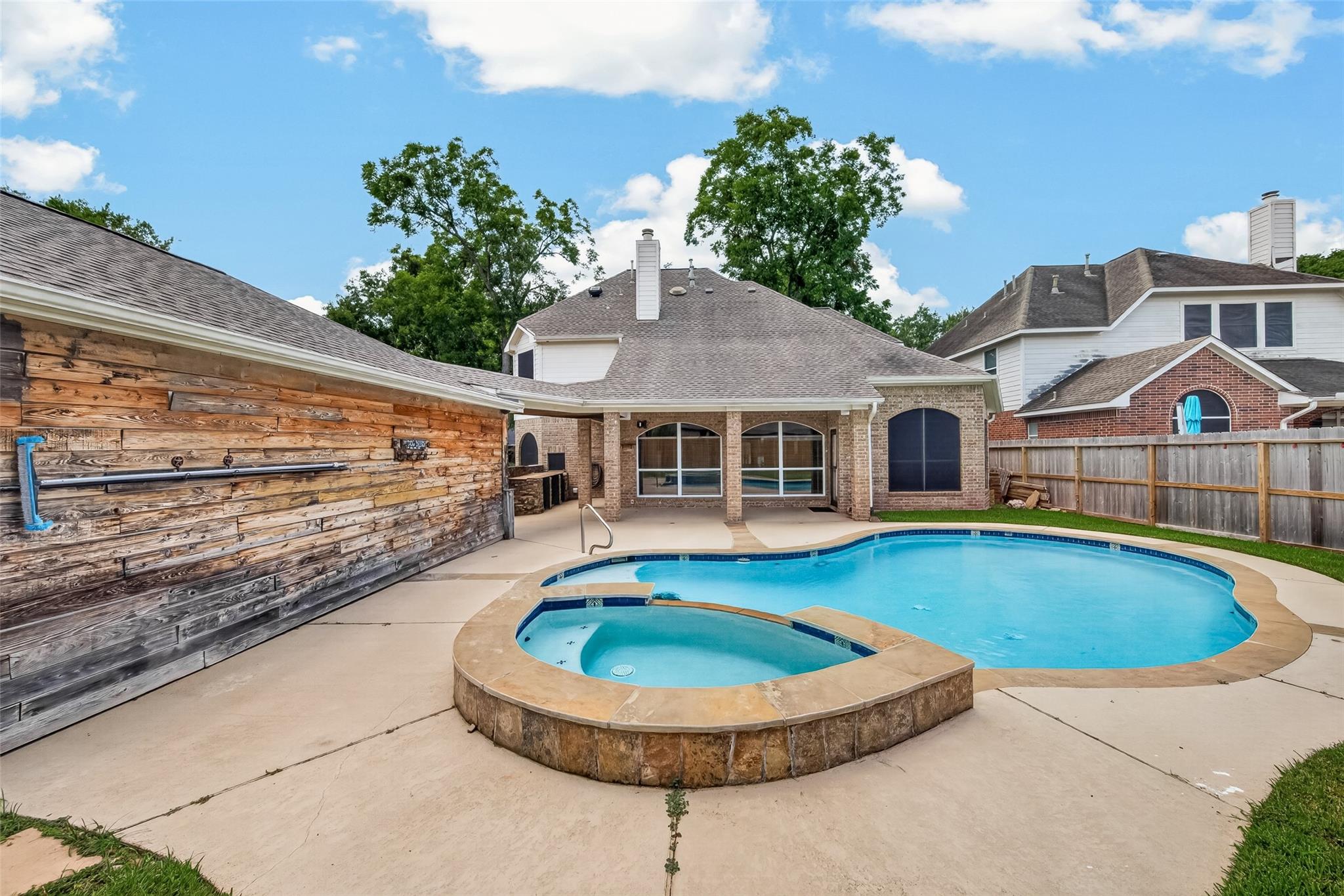 1414 Pecan Crossing Drive