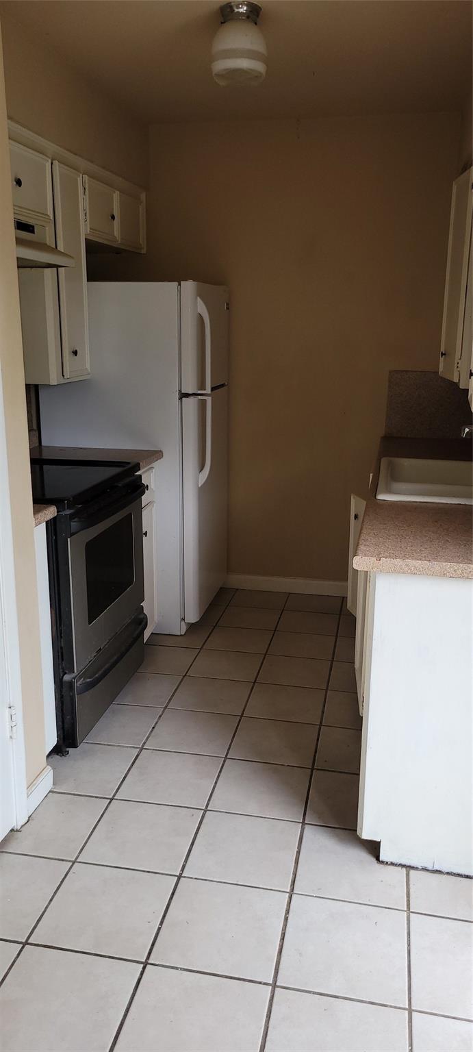 502 Sammon Drive 1