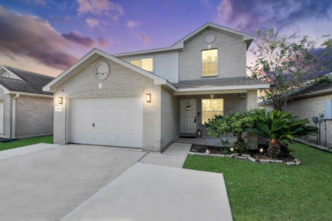 Photo of 3207 Jorns Street, Houston, TX 77045 (MLS # 27789995)