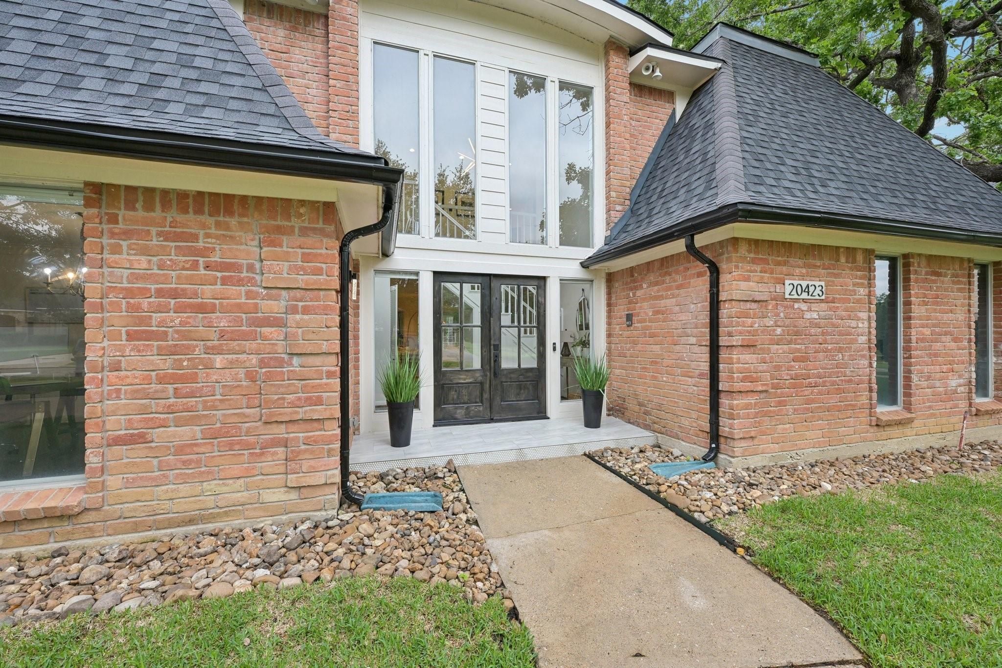 20423 Woodsong Court