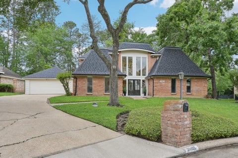 Photo of 20423 Woodsong Court, Humble, TX 77346 (MLS # 10001837)
