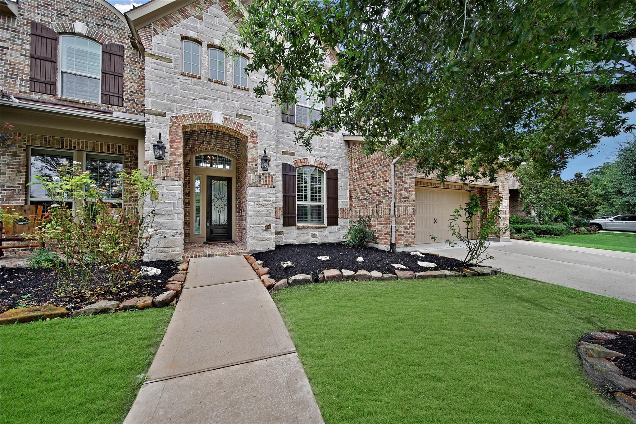 27707 Lakeway Trail Lane