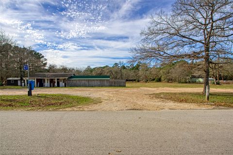 Photo of 15701 County Road 304, Navasota, TX 77868 (MLS # 76248946)
