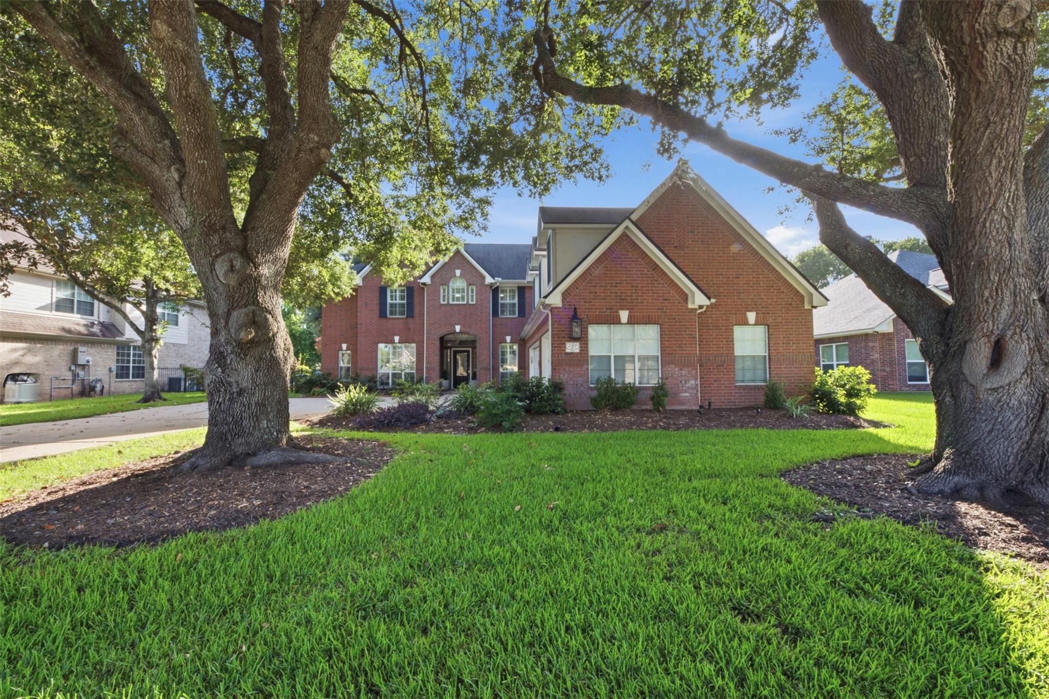 2319 Quarterpath Drive