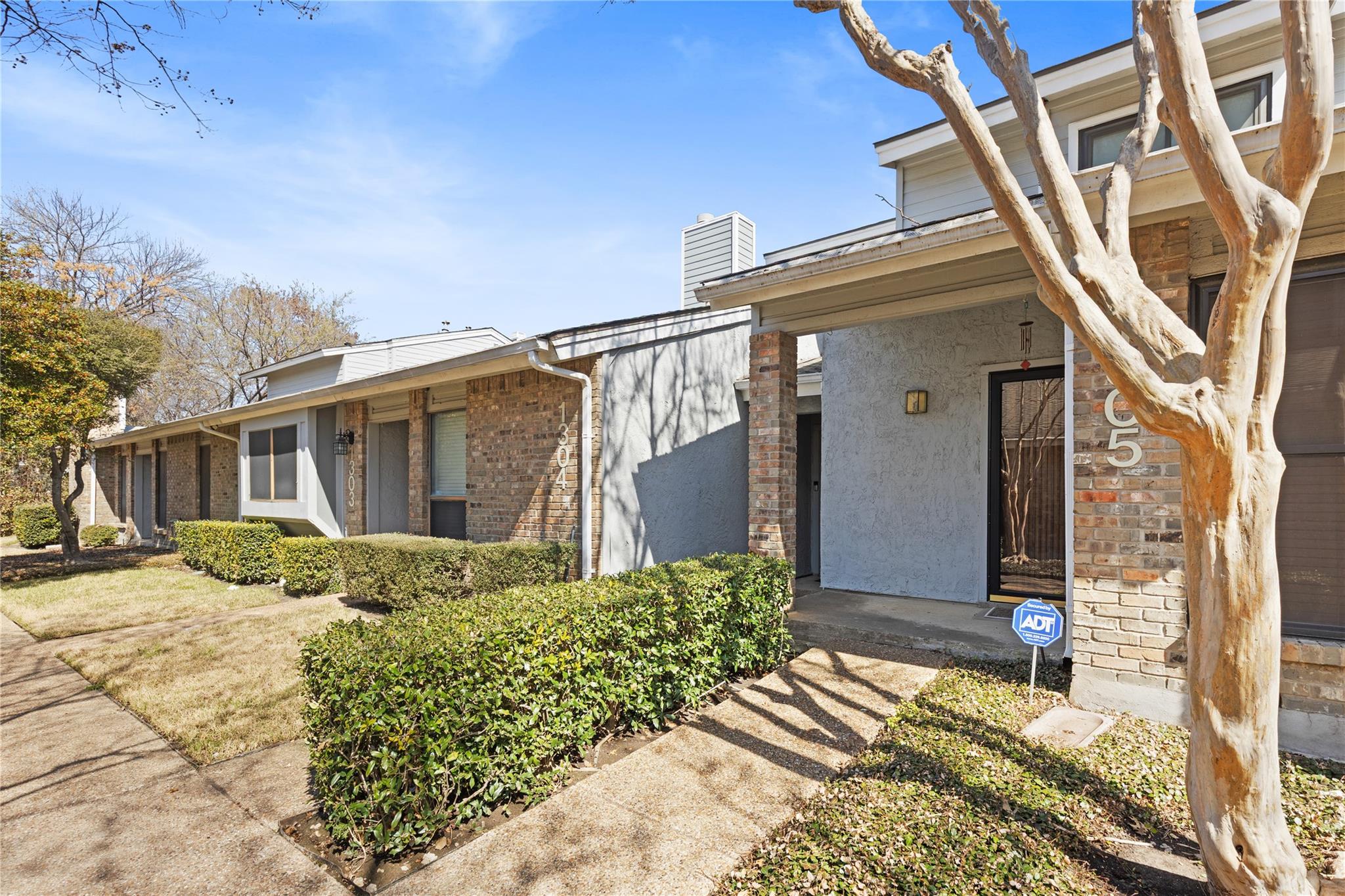 17490 Meandering Way 1304