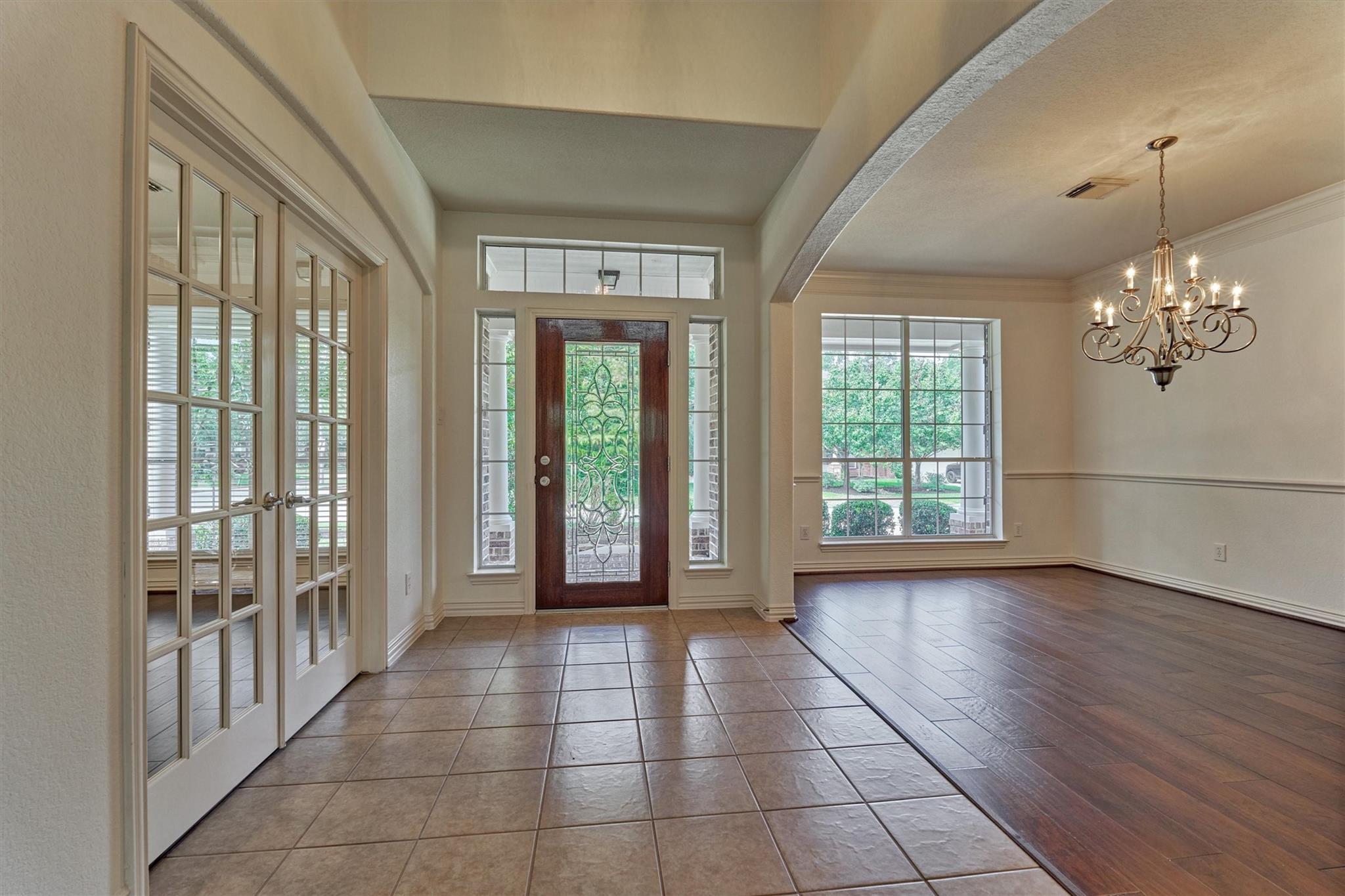 87 Winsome Path Circle