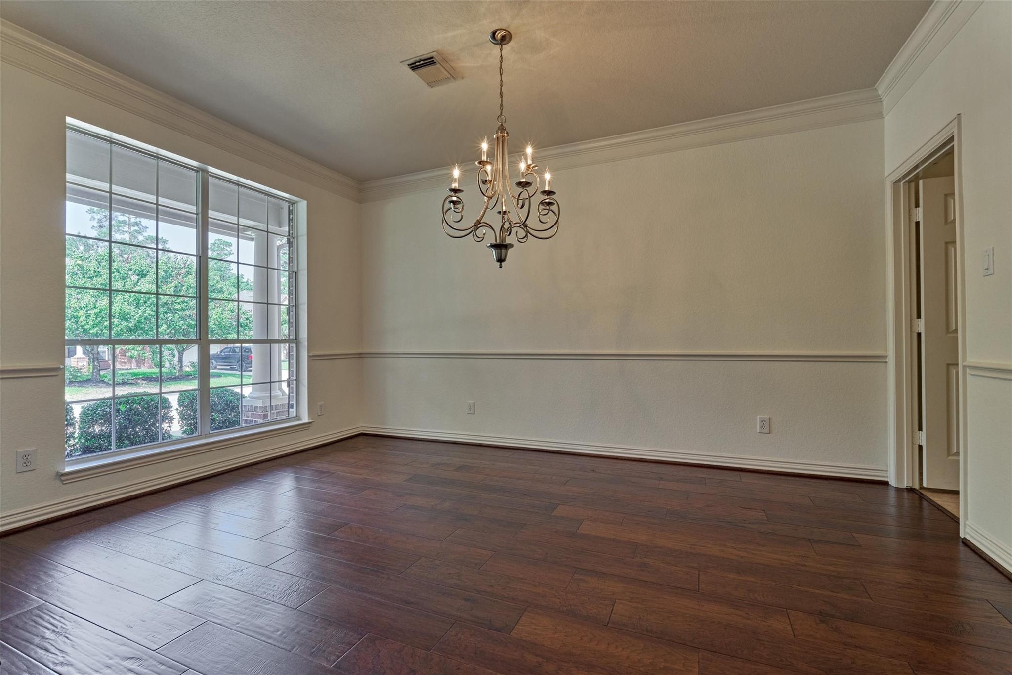 87 Winsome Path Circle