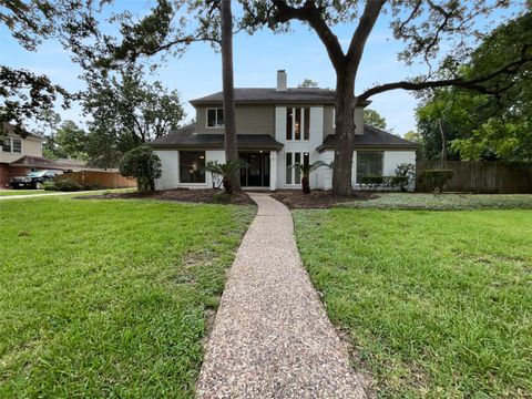 Photo of 11723 Quail Creek Drive, Houston, TX 77070 (MLS # 82040277)