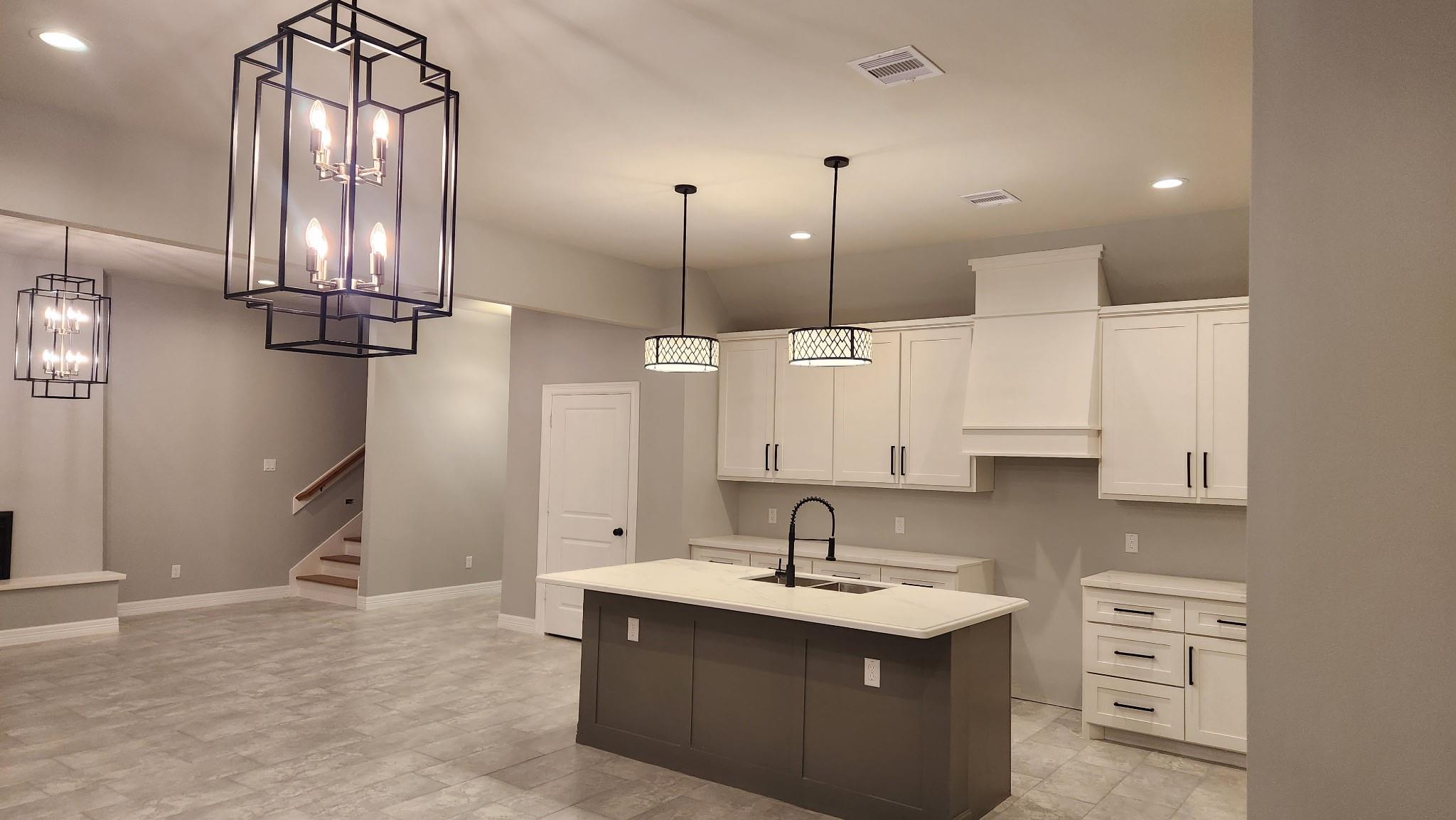 1715 Valley View Drive