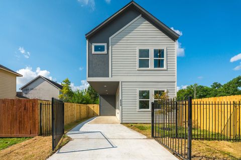 Photo of 4512 Ward Street, Houston, TX 77021 (MLS # 25766223)