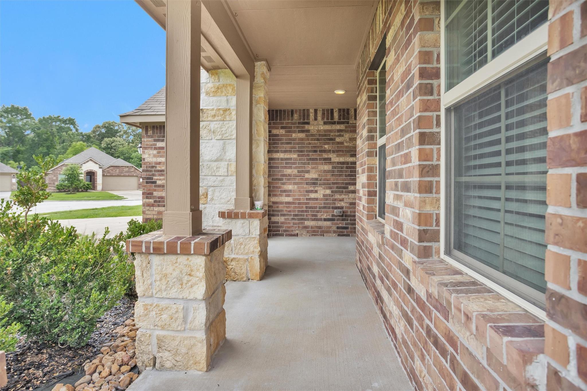 5206 Pointe Spring Crossing