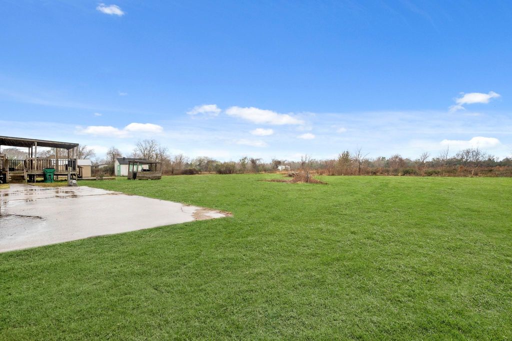 Photo of 9910 County Road 200, Alvin, TX 77511 (MLS # 73110591)