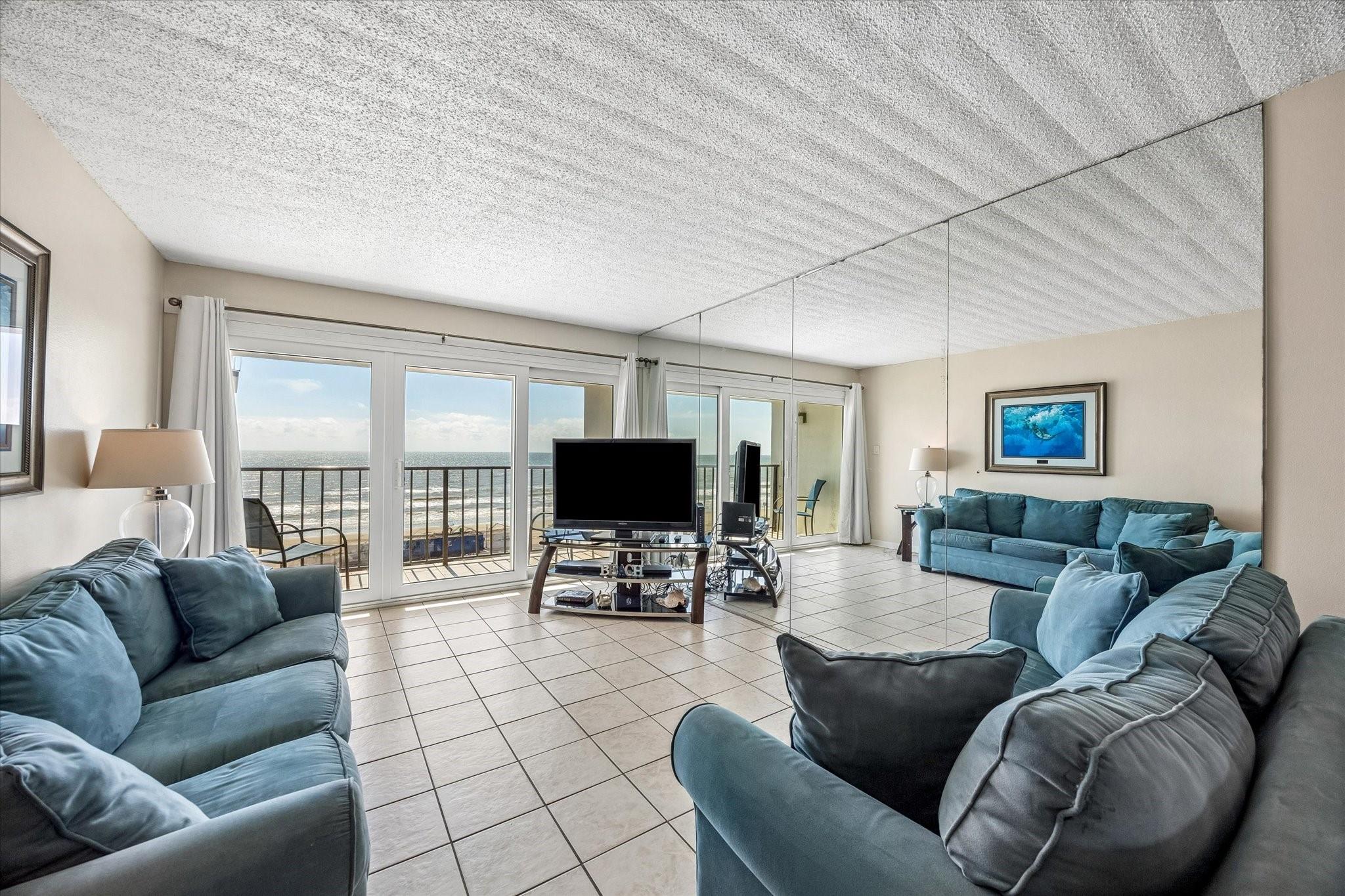 7310 Seawall Boulevard 402