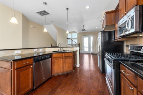 Tiny photo for 2814 Polk Street, Houston, TX 77003 (MLS # 36320778)