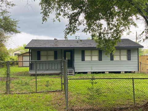 Photo of 518 Big Deer Drive, Crosby, TX 77532 (MLS # 55294474)