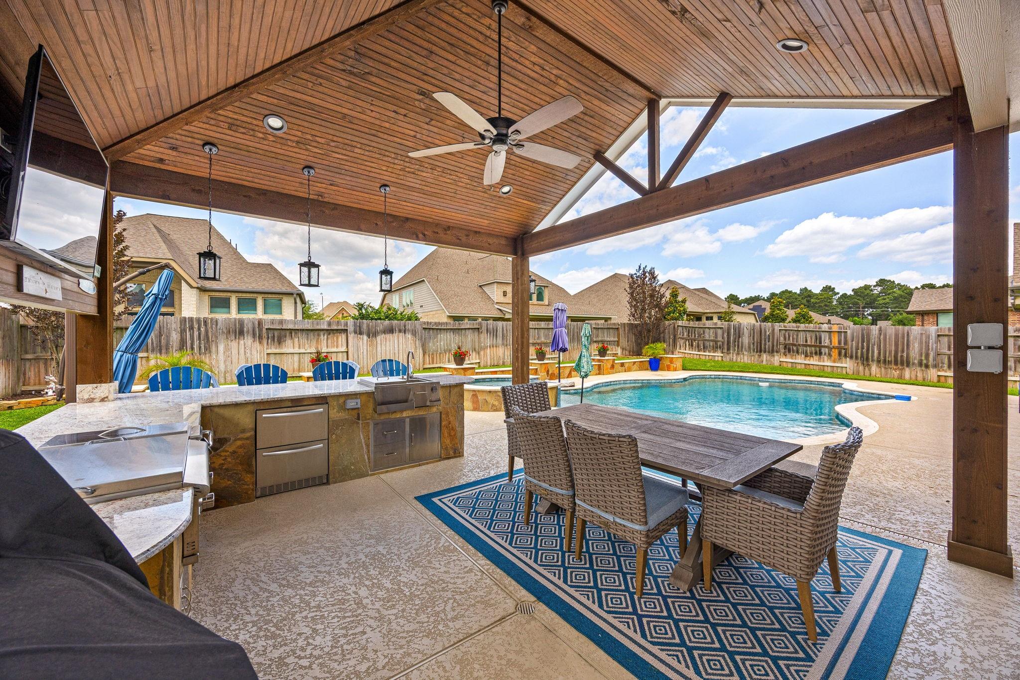 21415 Rose Loch Lane