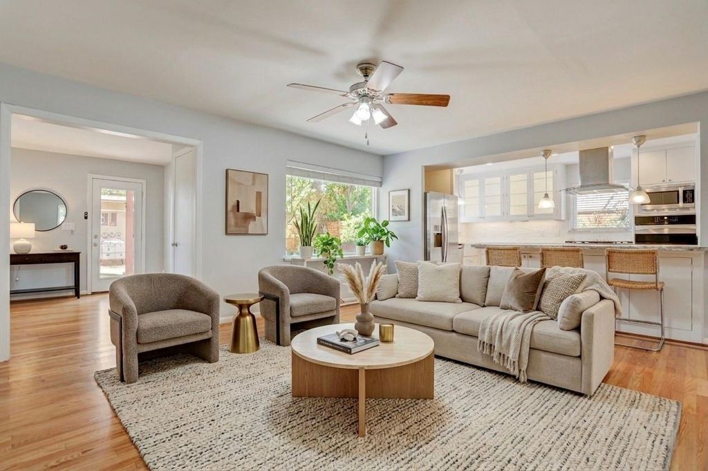 Photo of 3617 Murworth Drive, Houston, TX 77025 (MLS # 71678649)