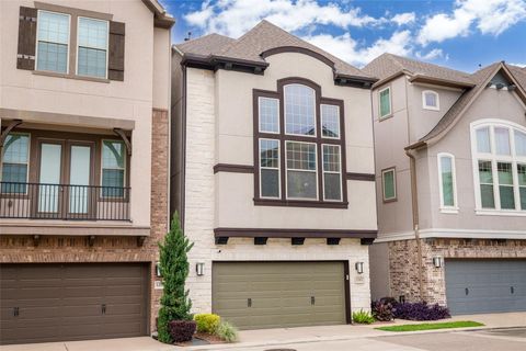 Photo of 1303 Edwinstowe Trail, Houston, TX 77043 (MLS # 68302621) Photo of 1303 Edwinstowe Trail, Houston, TX 77043 (MLS # 68302621)