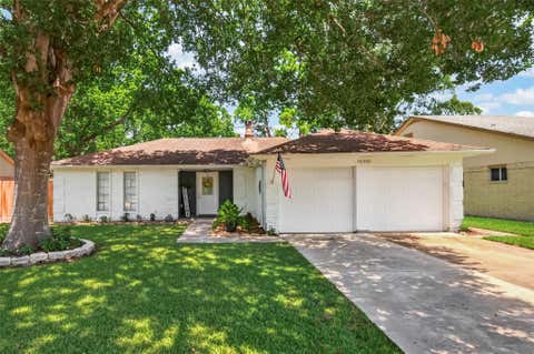 Photo of 16203 Forest Bend Avenue, Friendswood, TX 77546 (MLS # 82850580)