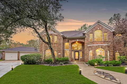 Photo of 12903 Ryaneagles Circle, Houston, TX 77044 (MLS # 25785215)