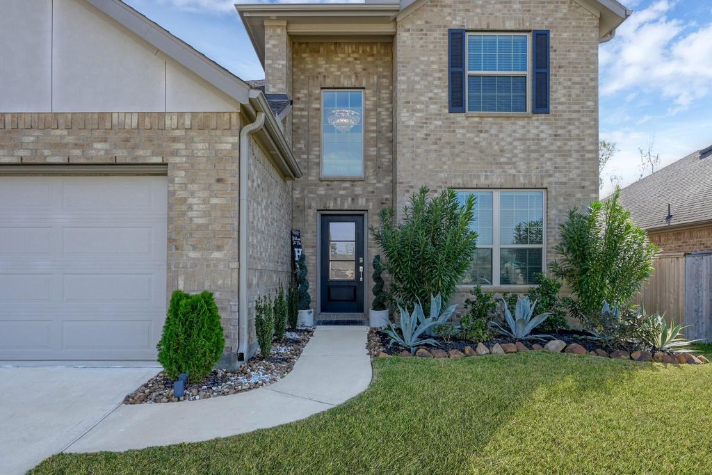 Photo of 19017 Sonora Chase Drive, New Caney, TX 77357 (MLS # 48225501)