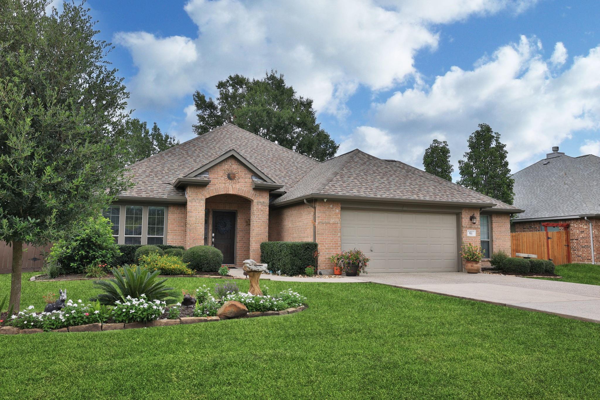 511 Oak Ridge Grove Circle