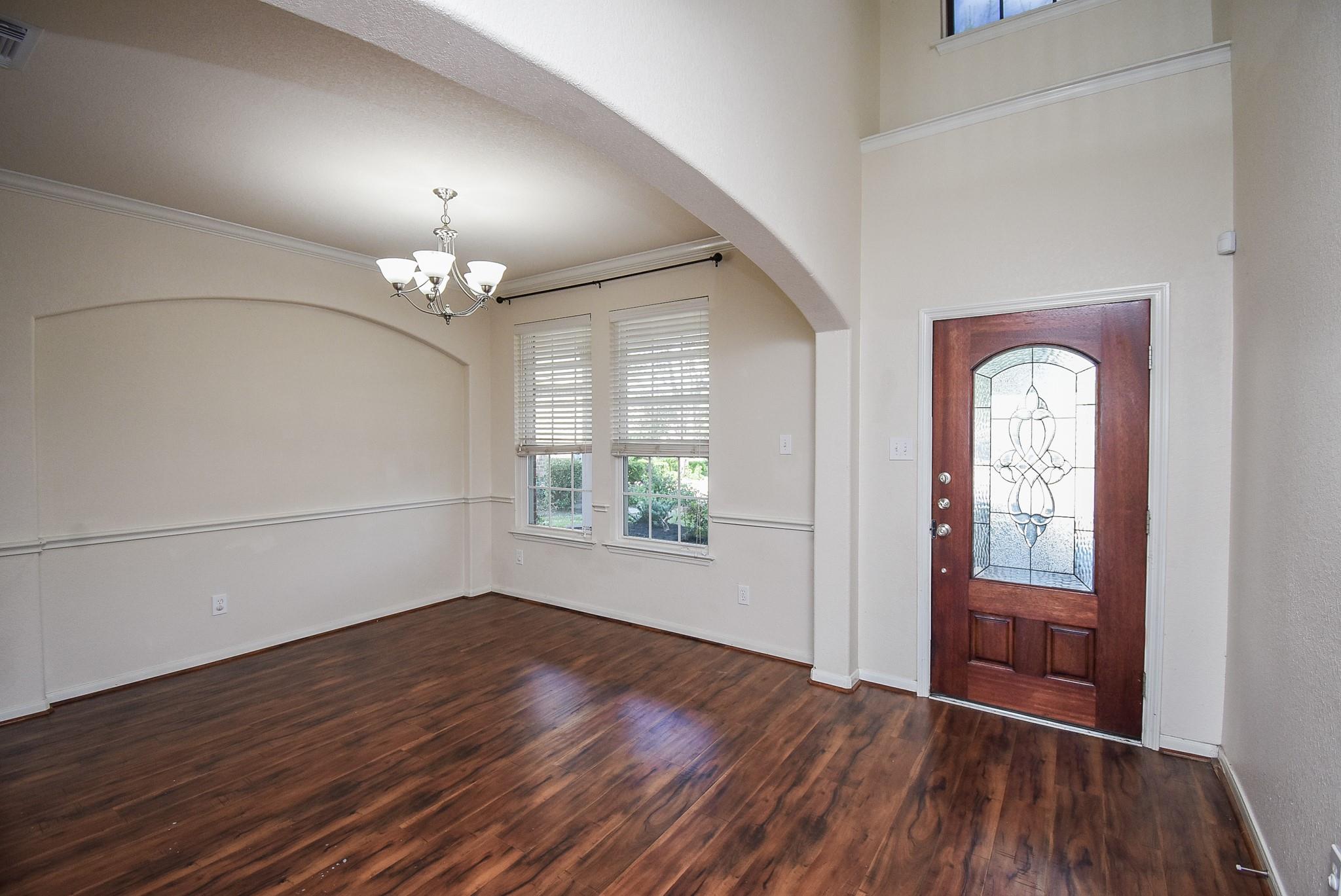 6203 Ledger Lane