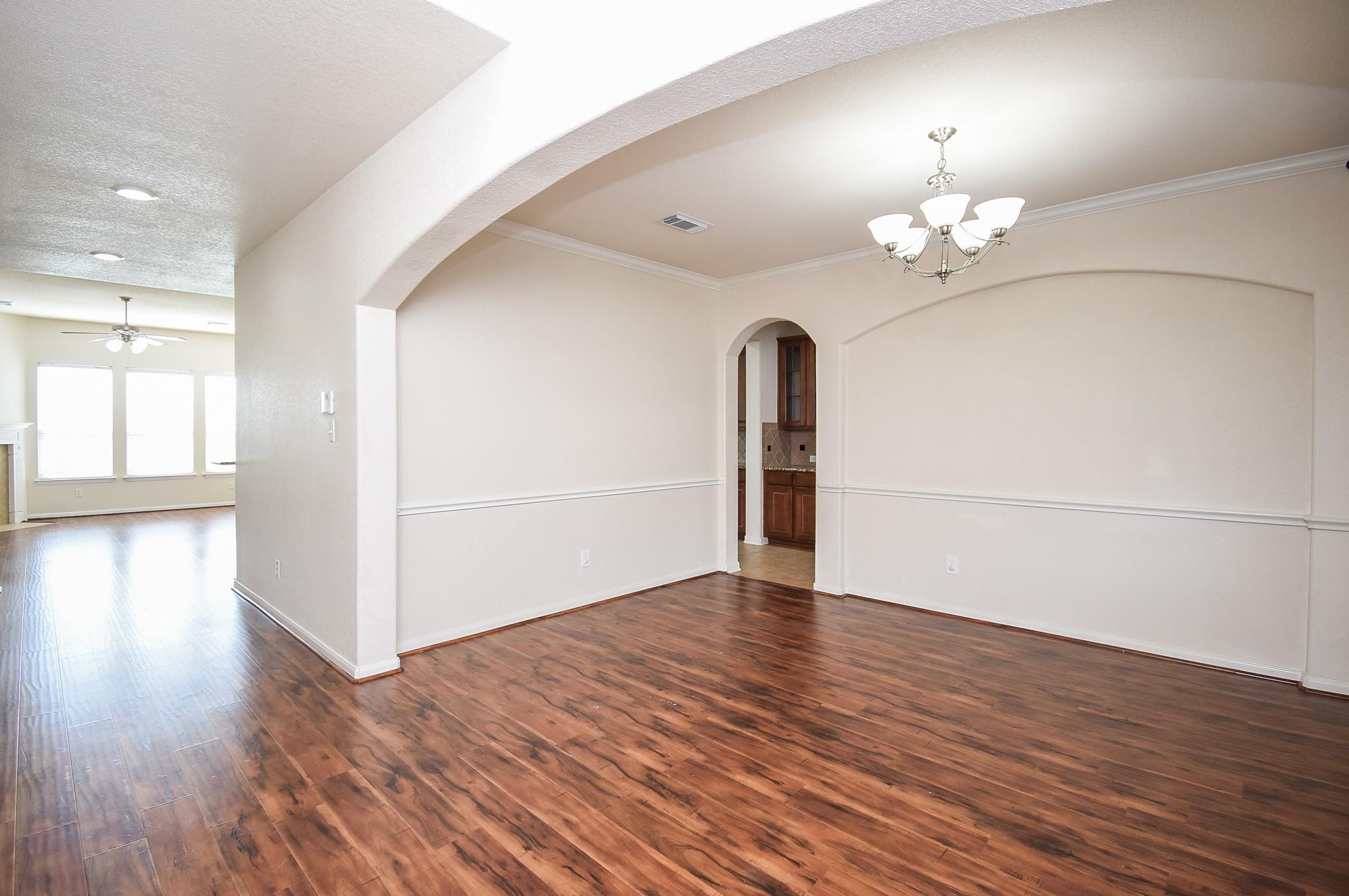 6203 Ledger Lane