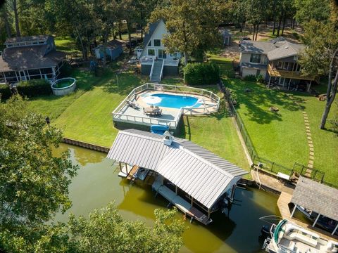 Photo of 122 Havens Court, Malakoff, TX 75148 (MLS # 4094280)