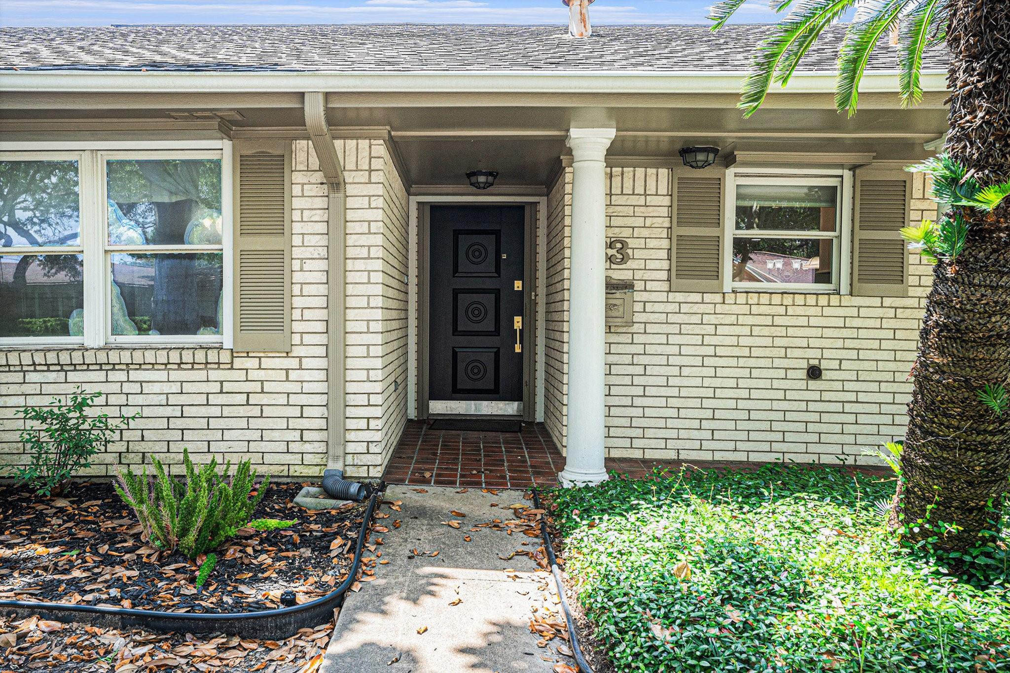 33 Maple Lane