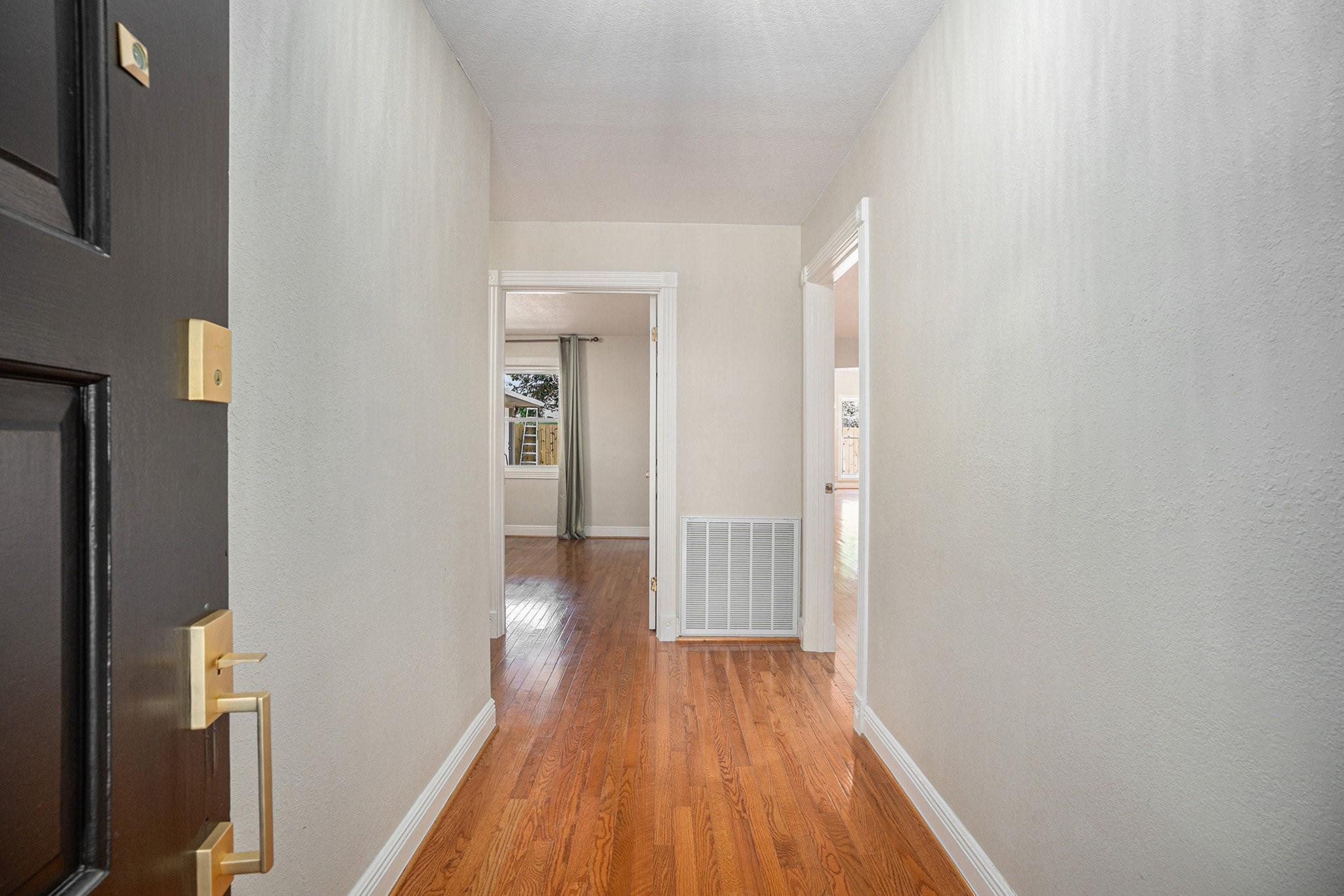 33 Maple Lane