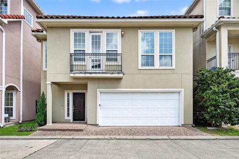 Photo of 5919 Turtle Beach Lane, Houston, TX 77036 (MLS # 74138853)