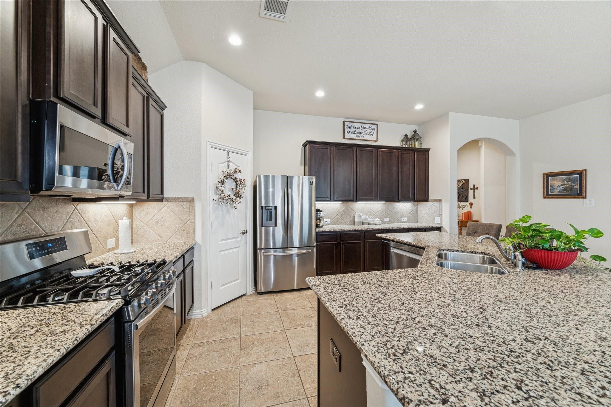 21338 Somerset Shores Crossing