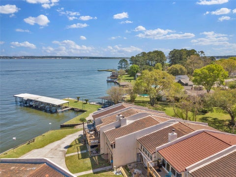 Townhouse For Sale - 35 Regency Point<br/> Montgomery, TX 77356