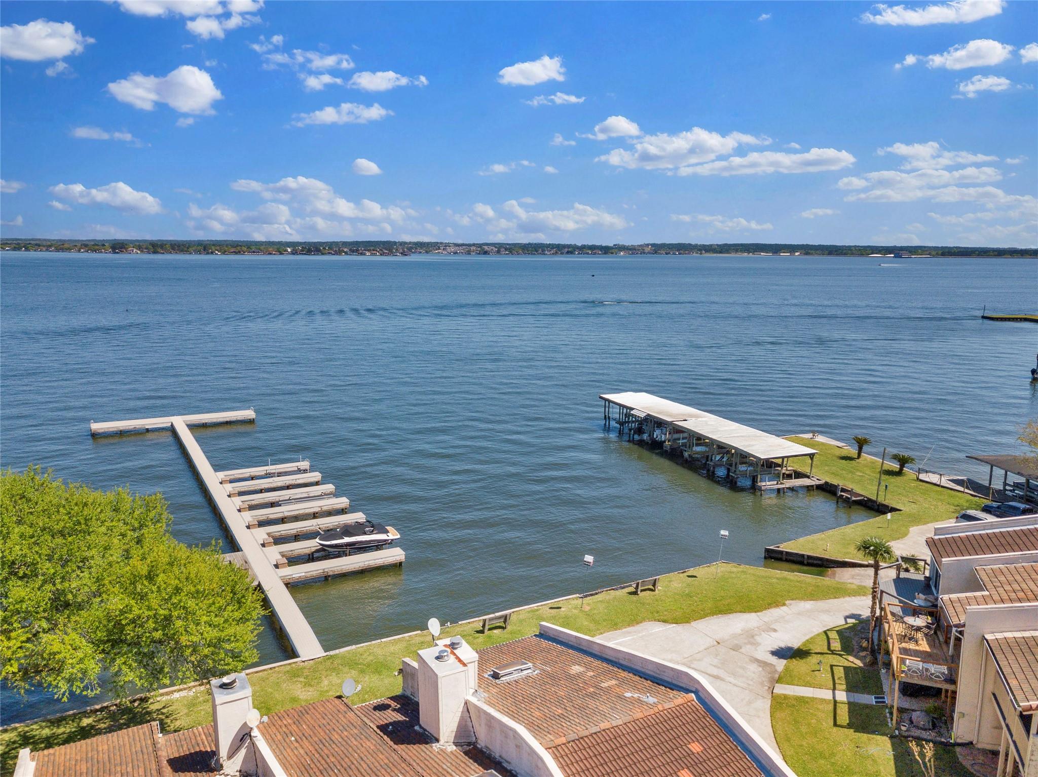 35 Regency Point