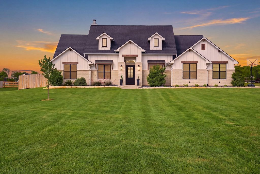 Photo of 7813 Stiteler Drive, Bryan, TX 77808 (MLS # 67969887)