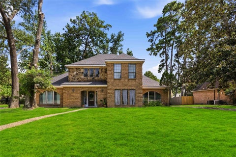 Photo of 5422 Windy Lake Drive, Houston, TX 77345 (MLS # 91973280)