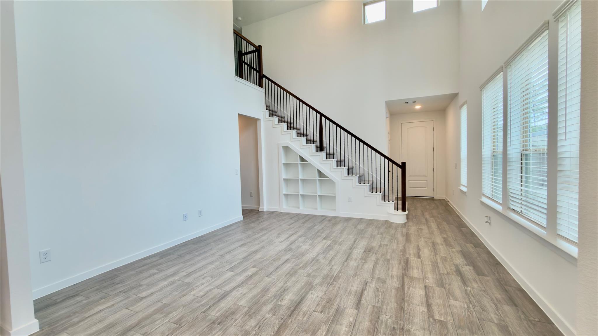 11406 Mandolin Drive
