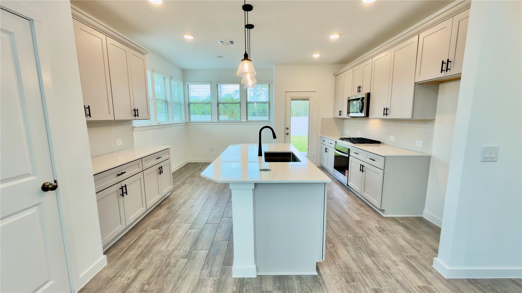 11406 Mandolin Drive