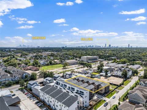 Tiny photo for 1614 Ojeman Road Rd #E, Houston, TX 77055 (MLS # 96723426)
