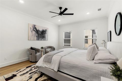 Tiny photo for 1614 Ojeman Road Rd #E, Houston, TX 77055 (MLS # 96723426)