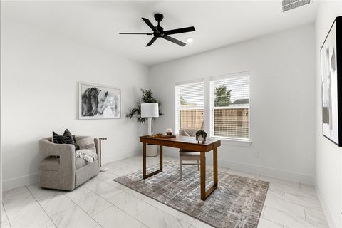 Tiny photo for 1614 Ojeman Road Rd #E, Houston, TX 77055 (MLS # 96723426)