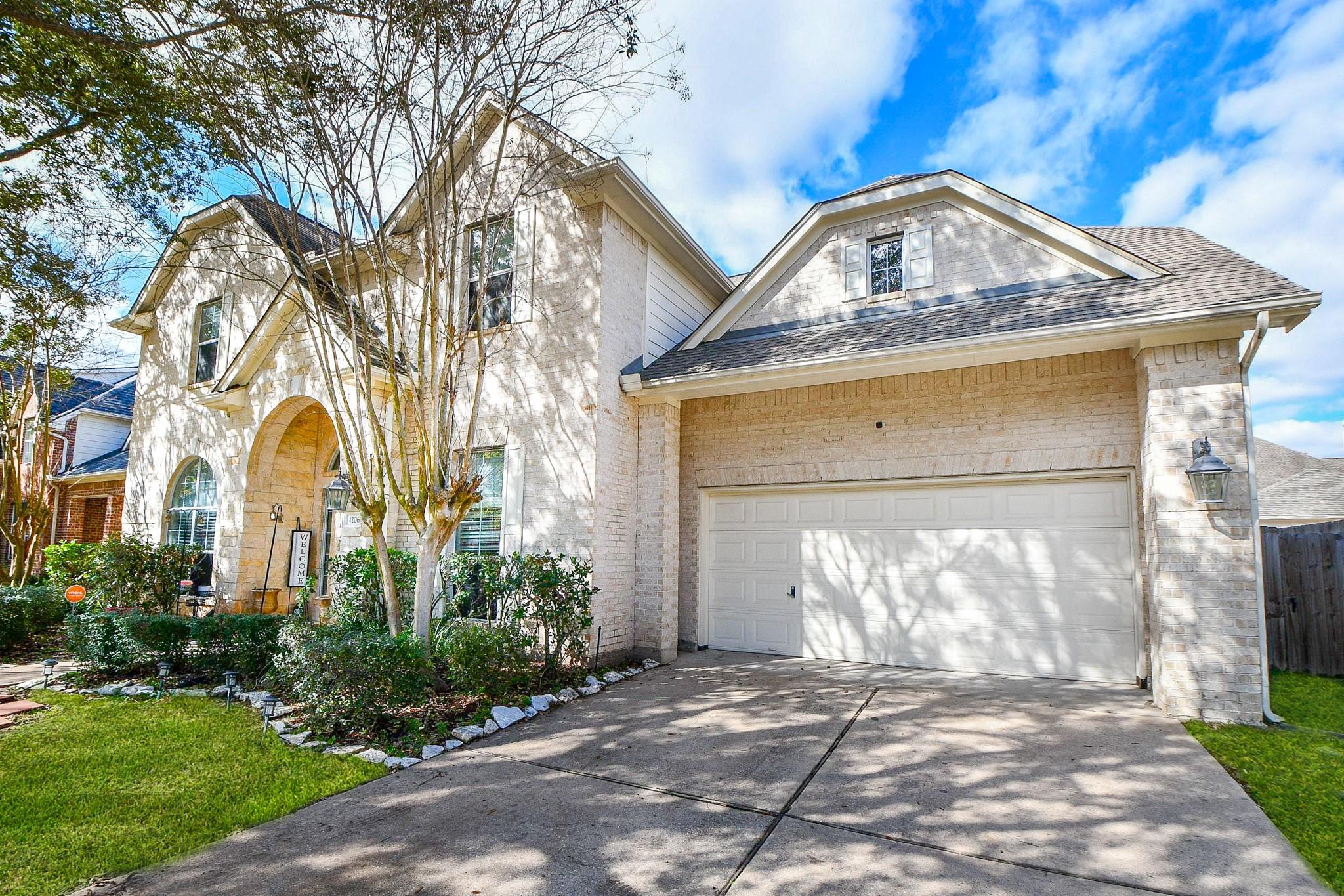 4206 Shady River