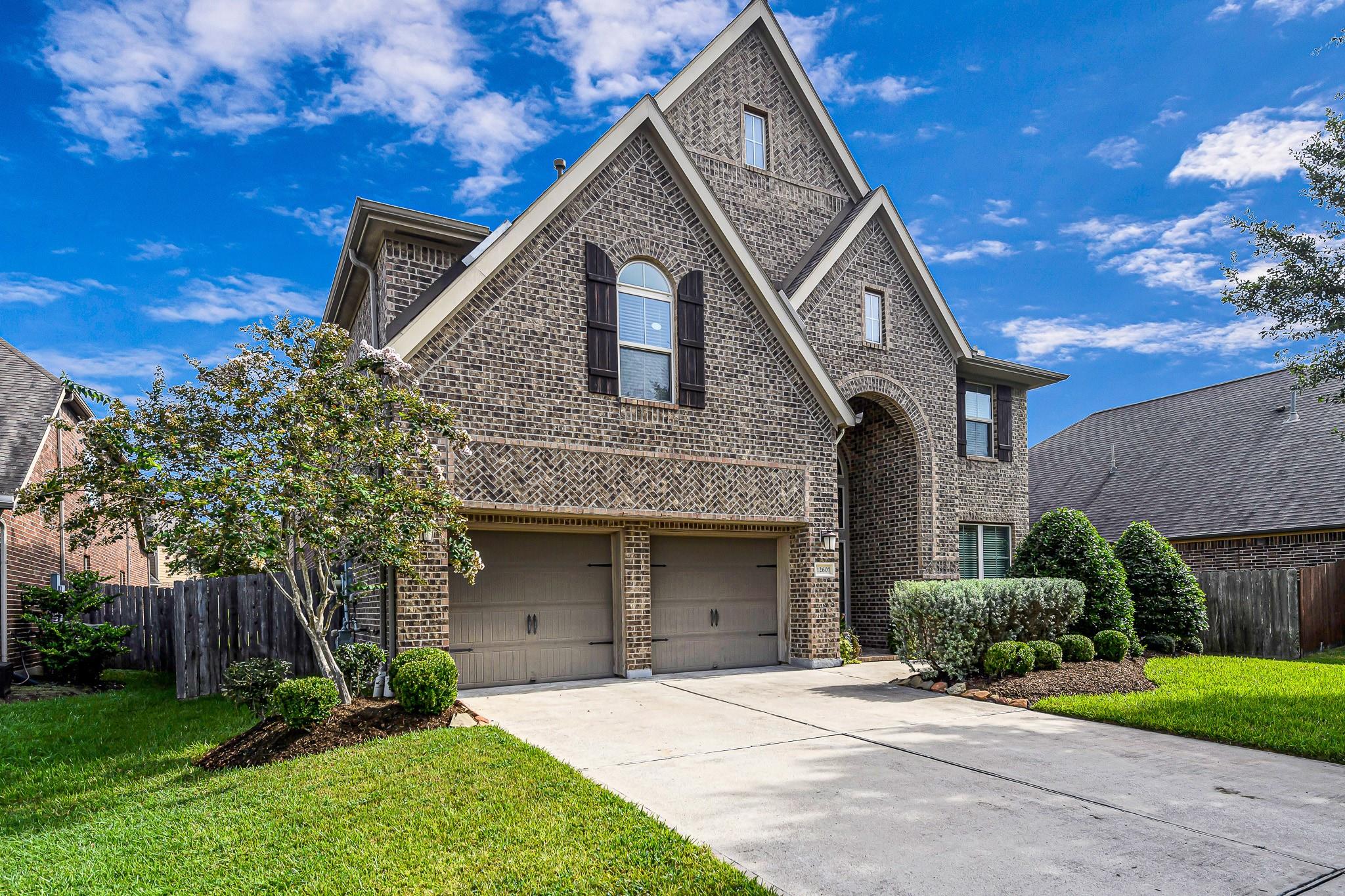 12607 Floral Park Lane