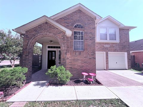 Photo of 4003 N Clayton Gate Drive, Houston, TX 77082 (MLS # 96563724)